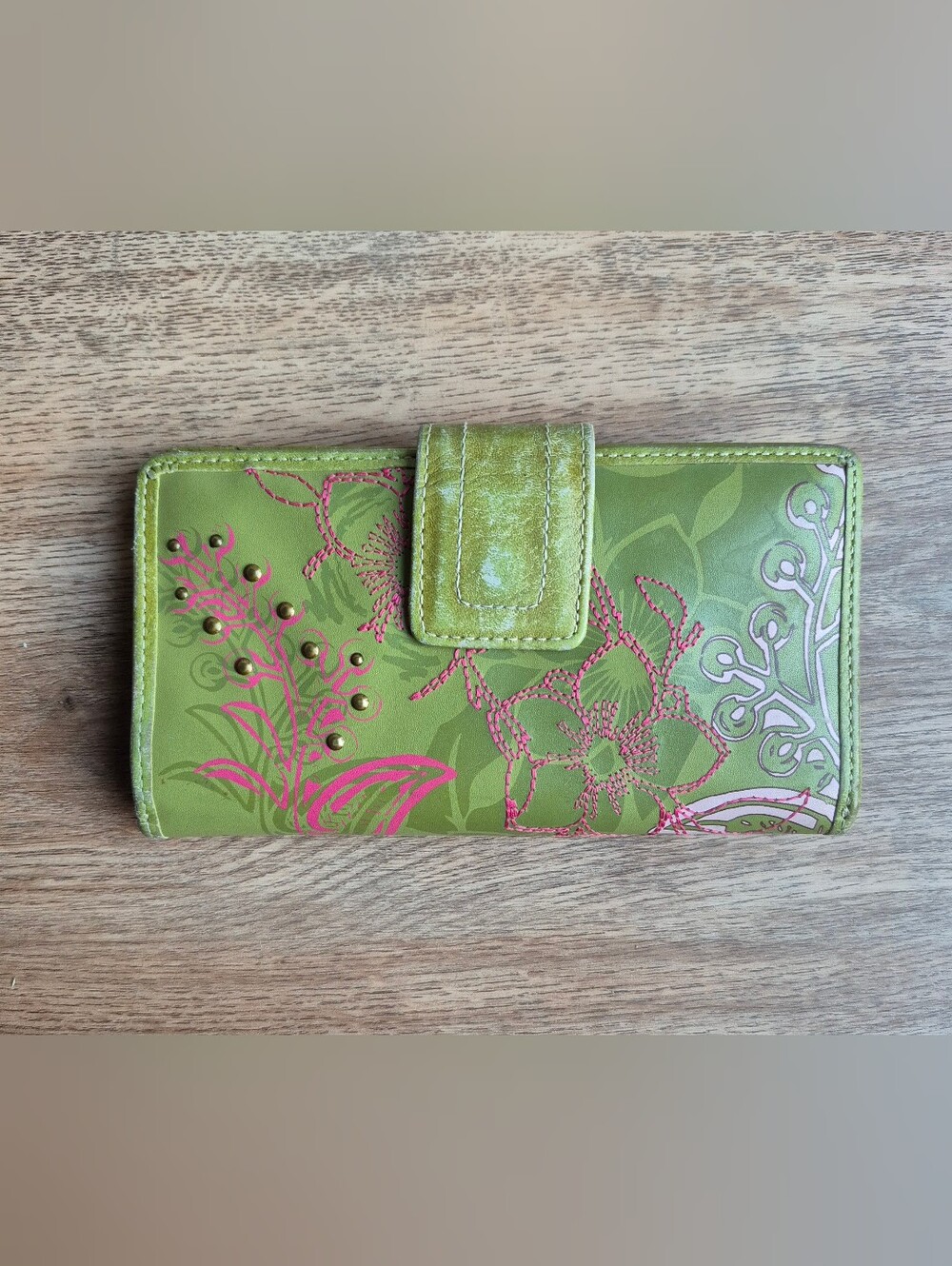 Fossil Green Floral Women's Wallet with Pink Embroidery and Stud Detail